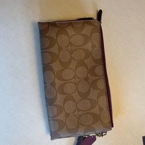 Cute coach wristlet/wallet